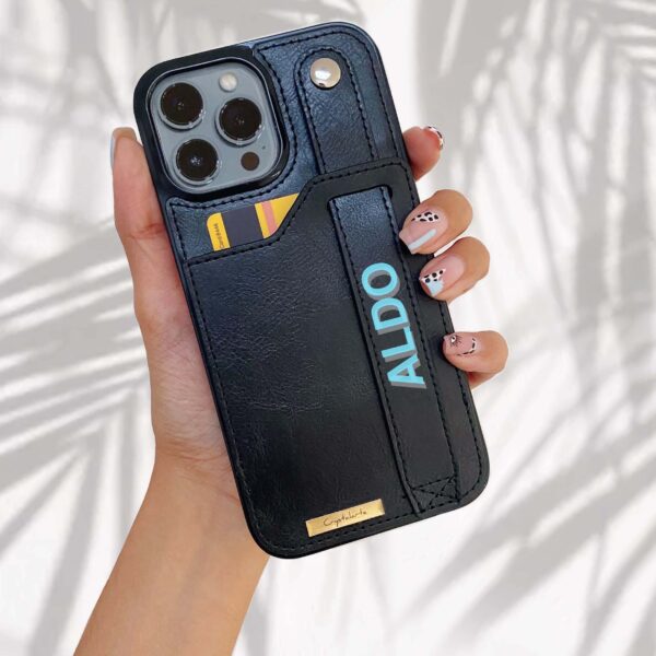 FUNDA NEGRA CON STRAP